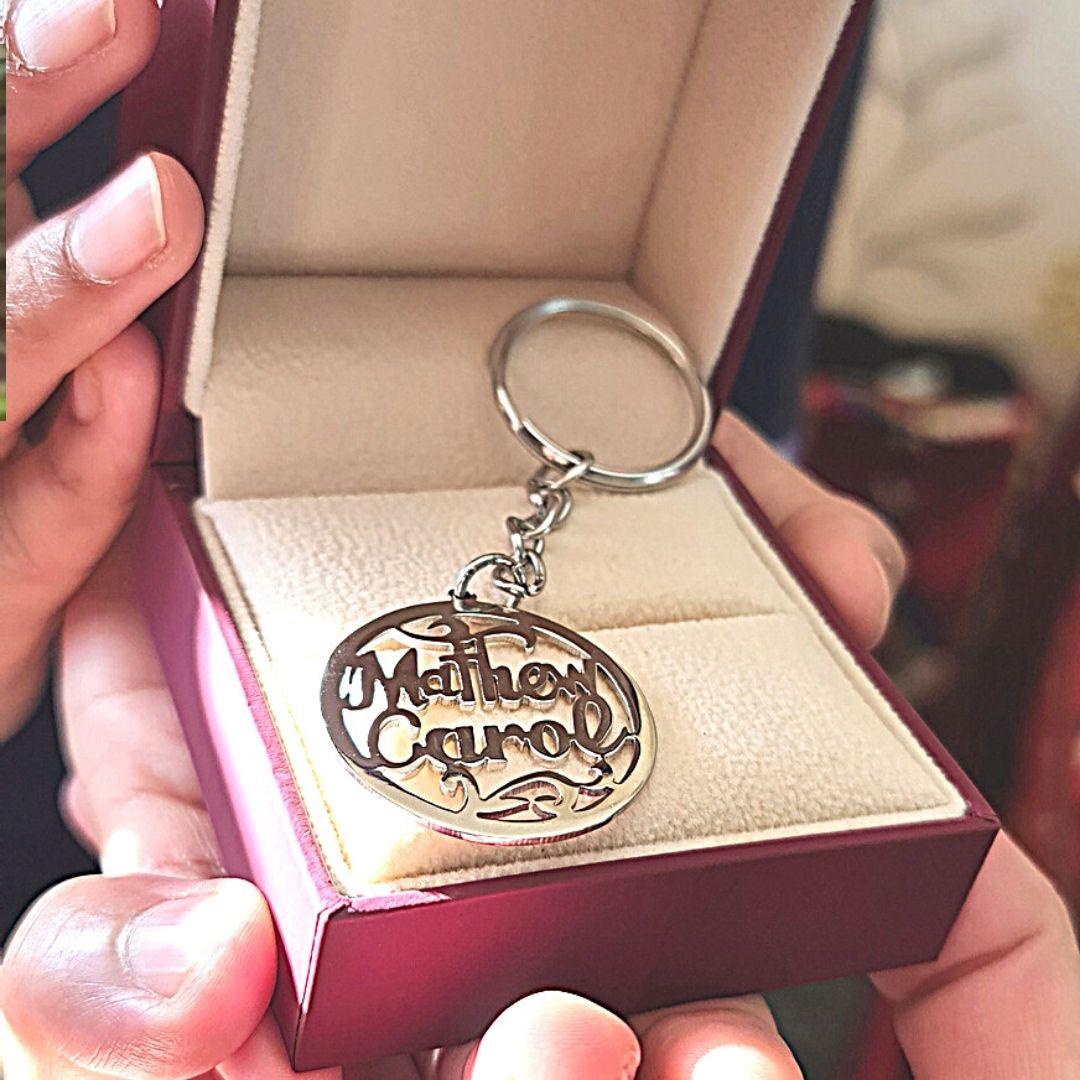 Personalized Calligraphy Silver Name Sports Keychain for Men Birthday Calligraphy Jewellery