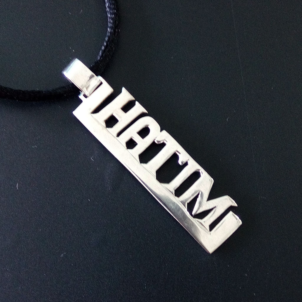 Flaunt - Personalized Name Men's Pendant for Suits, Blazers, Jeans, or